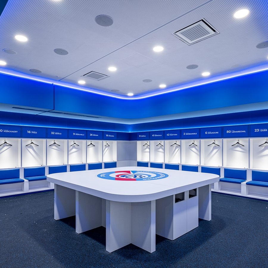 Vestiaire du RCSA dans la tribune sud du stade de la Meinau